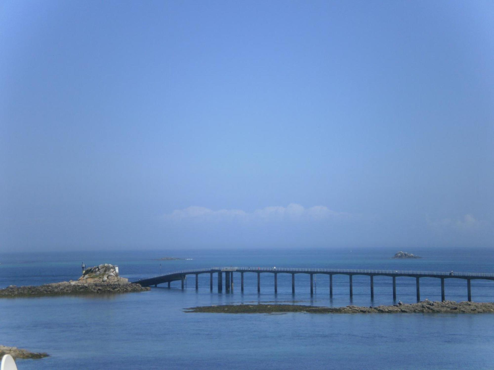 Logis Hotel Les Chardons Bleus Restaurant Le Bistrot De La Mer Roscoff Eksteriør billede